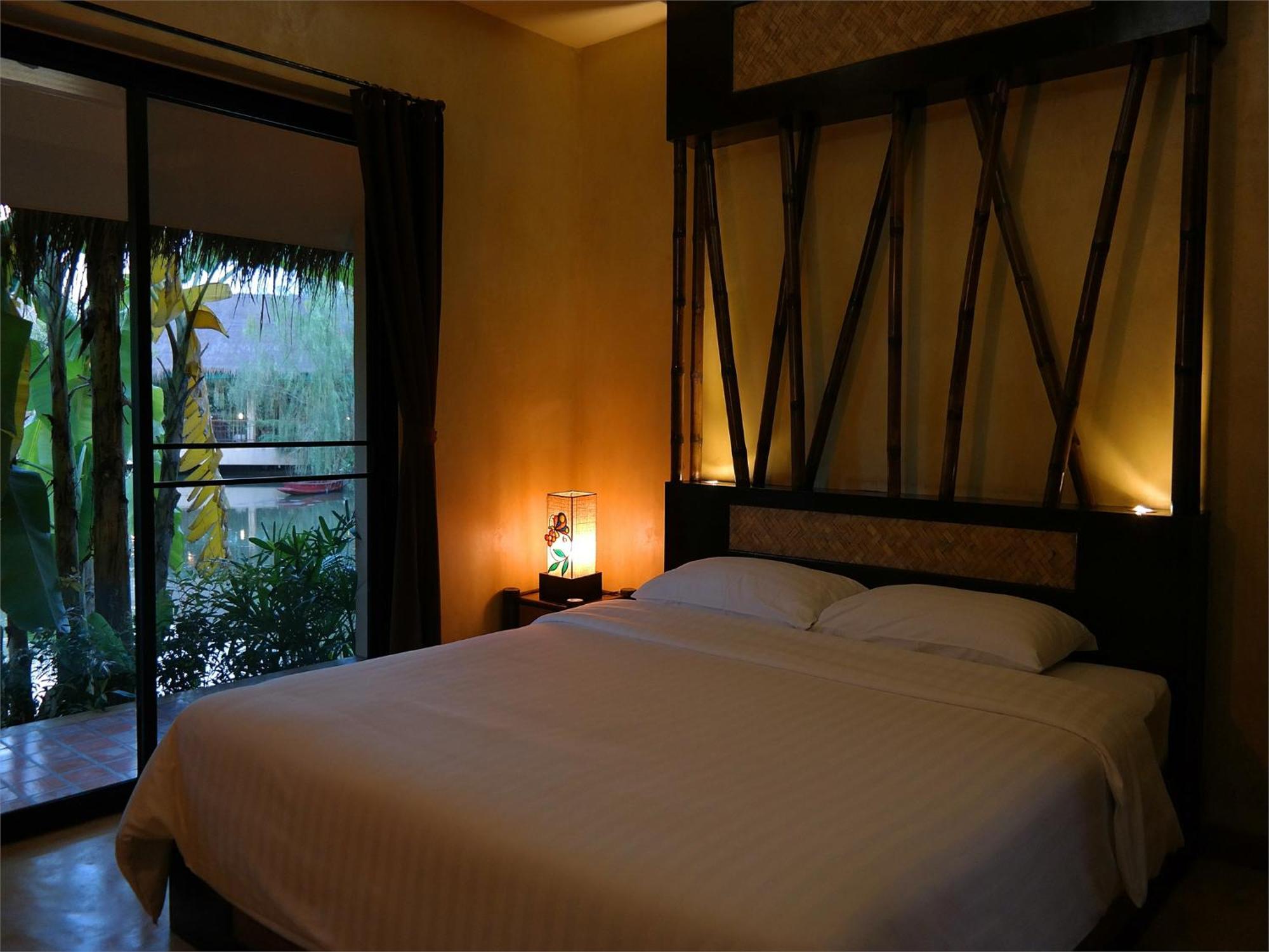 פאתום טאני Ingnatee Resort חדר תמונה