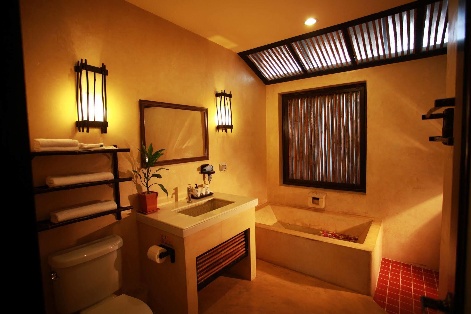 פאתום טאני Ingnatee Resort מראה חיצוני תמונה